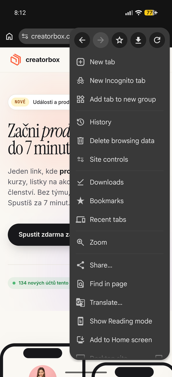 Menu ⋮ → Přidat na plochu